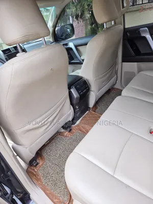 Toyota Land Cruiser Prado 2012 Brown