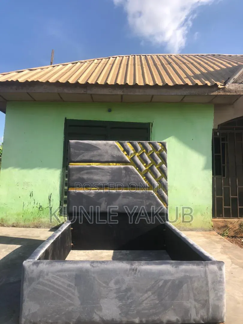 Luxury Padded Bed