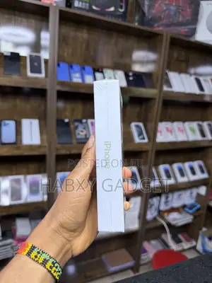 New Apple iPhone 15 Pro 256 GB Gold