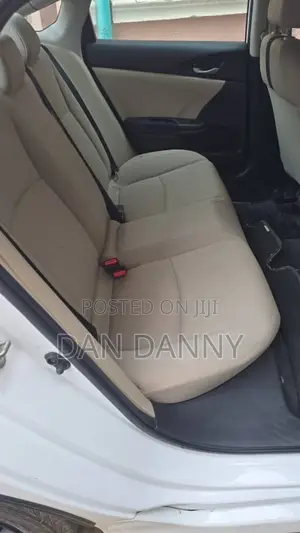 Honda Civic LX 4dr Sedan (2.0L 4cyl) 2017 White