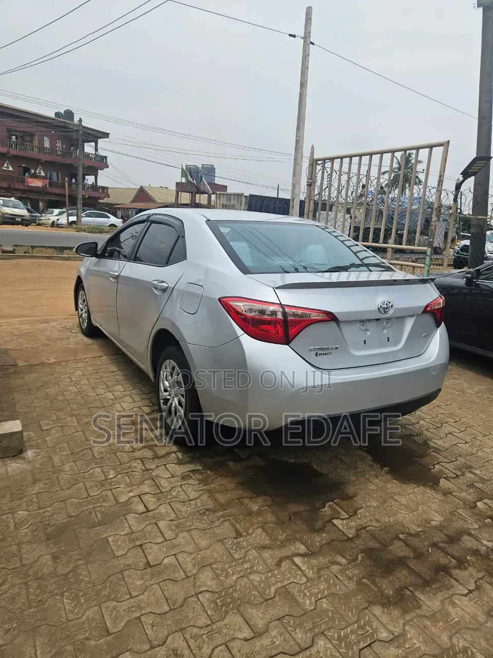 Toyota Corolla 2017 Silver