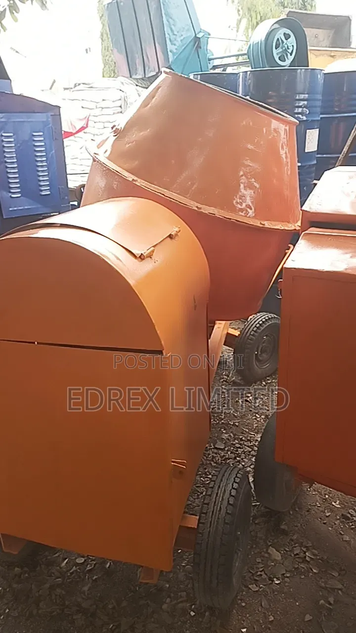 Bedford Concrete Mixer 500L