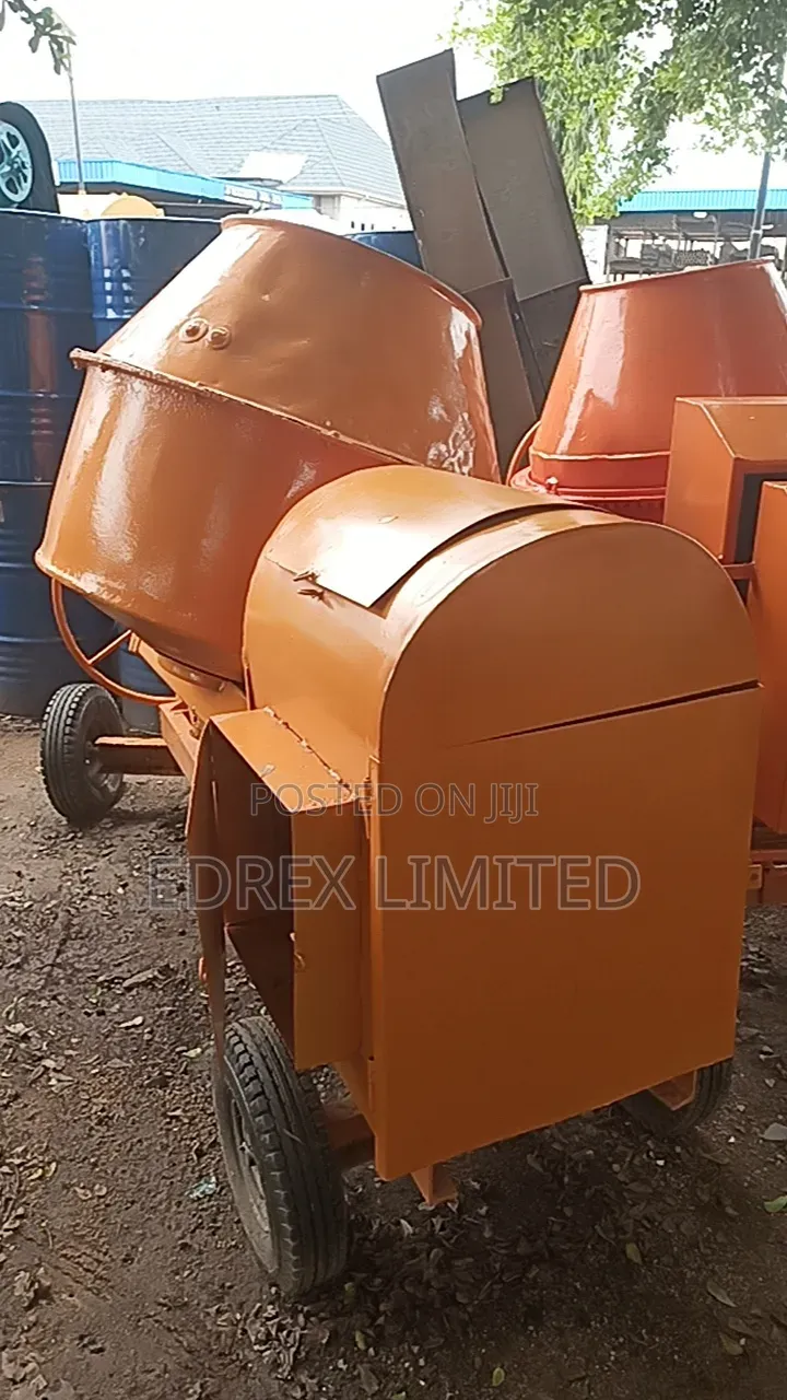 Bedford Concrete Mixer 500L