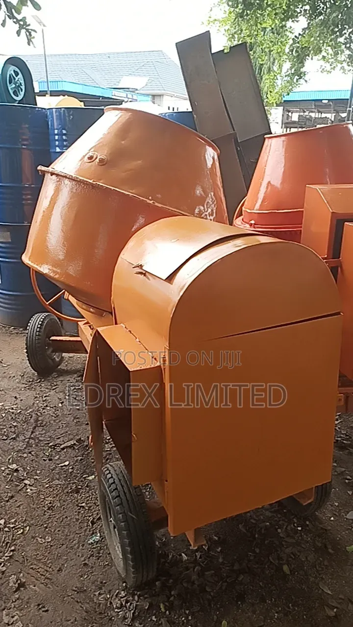 Bedford Concrete Mixer 500L