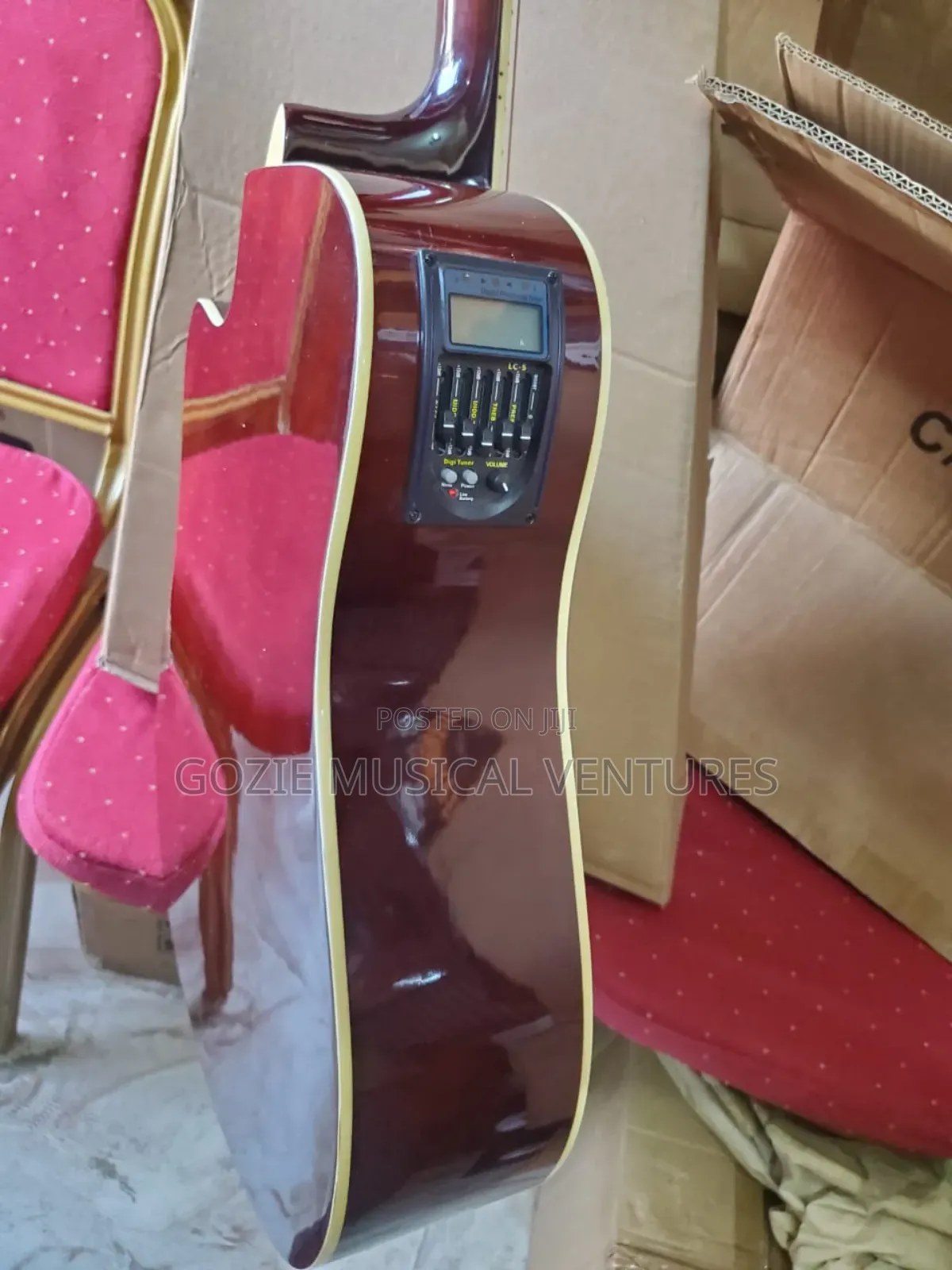 Fender Semi Electro Acoustic Guitar 6 Strings With Amazing
