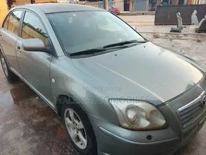 Toyota Avensis 2006 Green