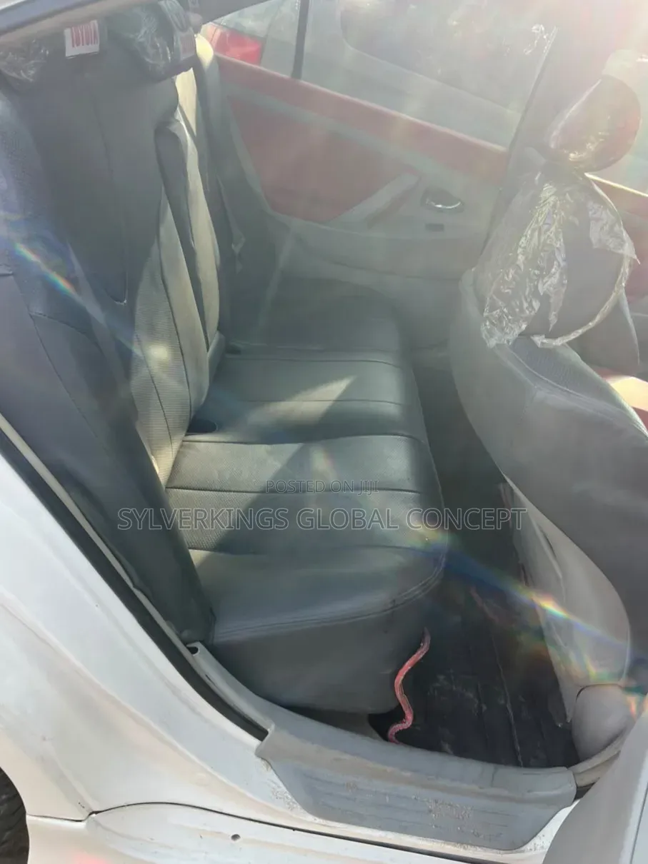 Toyota Camry 2009 White
