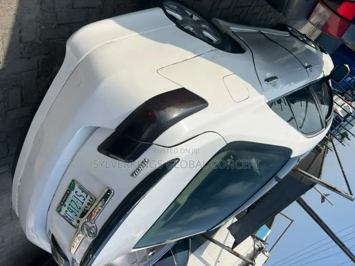 Toyota Camry 2009 White