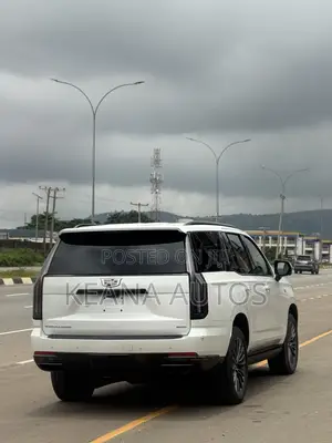 Cadillac Escalade RWD 4dr Premium Luxury 2025 White