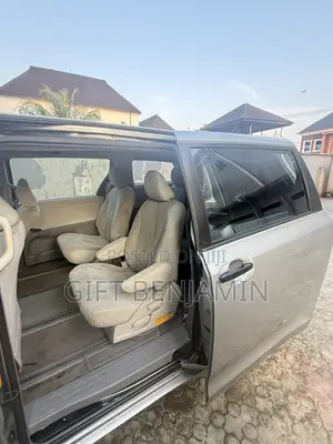 Toyota TownAce 2012 Grey