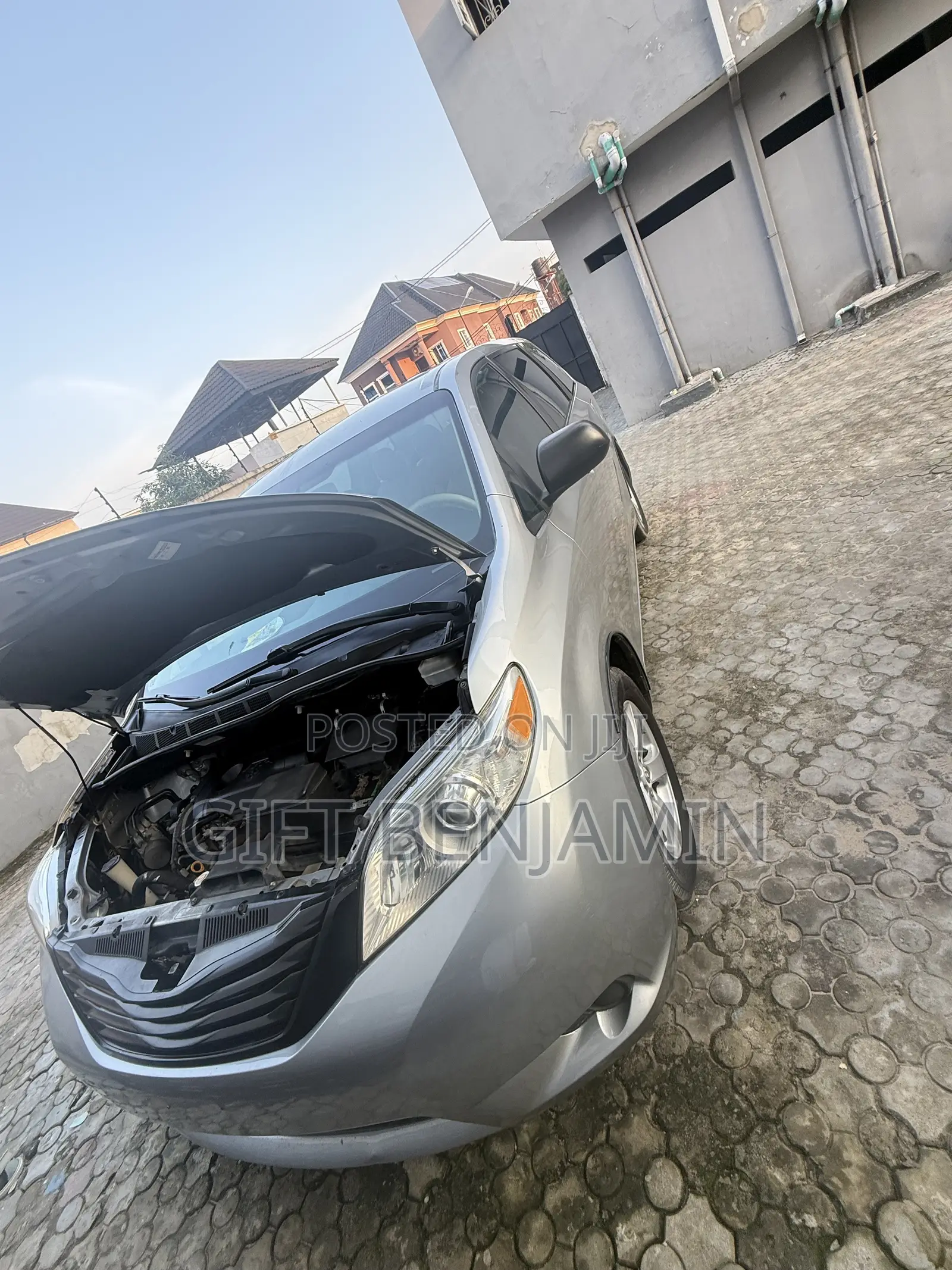 Toyota TownAce 2012 Grey