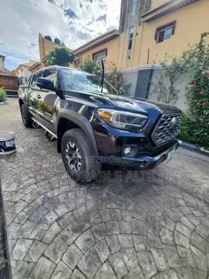Toyota Tacoma 2022 Blue