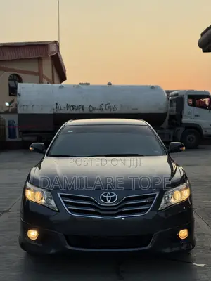 Toyota Camry SE 4dr Sedan (2.4L 4cyl 5A) 2007 Gray