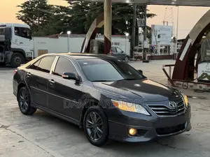 Toyota Camry SE 4dr Sedan (2.4L 4cyl 5A) 2007 Gray