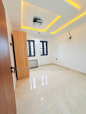 4bdrm Duplex in Surulere Lagos for sale