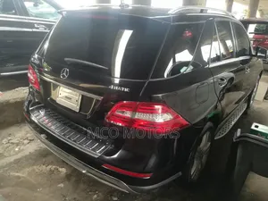 Mercedes-Benz M Class 2015 Black