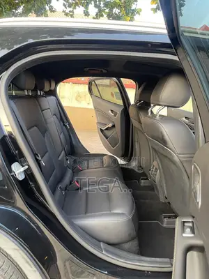 Mercedes-Benz GLA 250 2017 Black