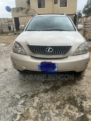 Lexus RX 330 2004 Gold