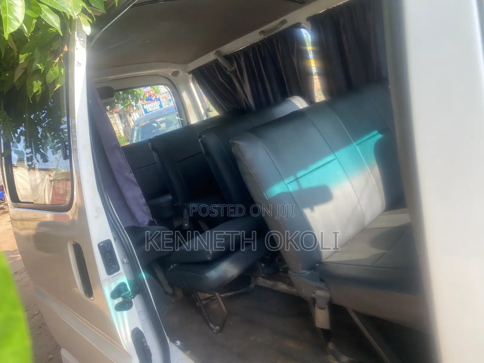 Toyota HiAce 2005 White