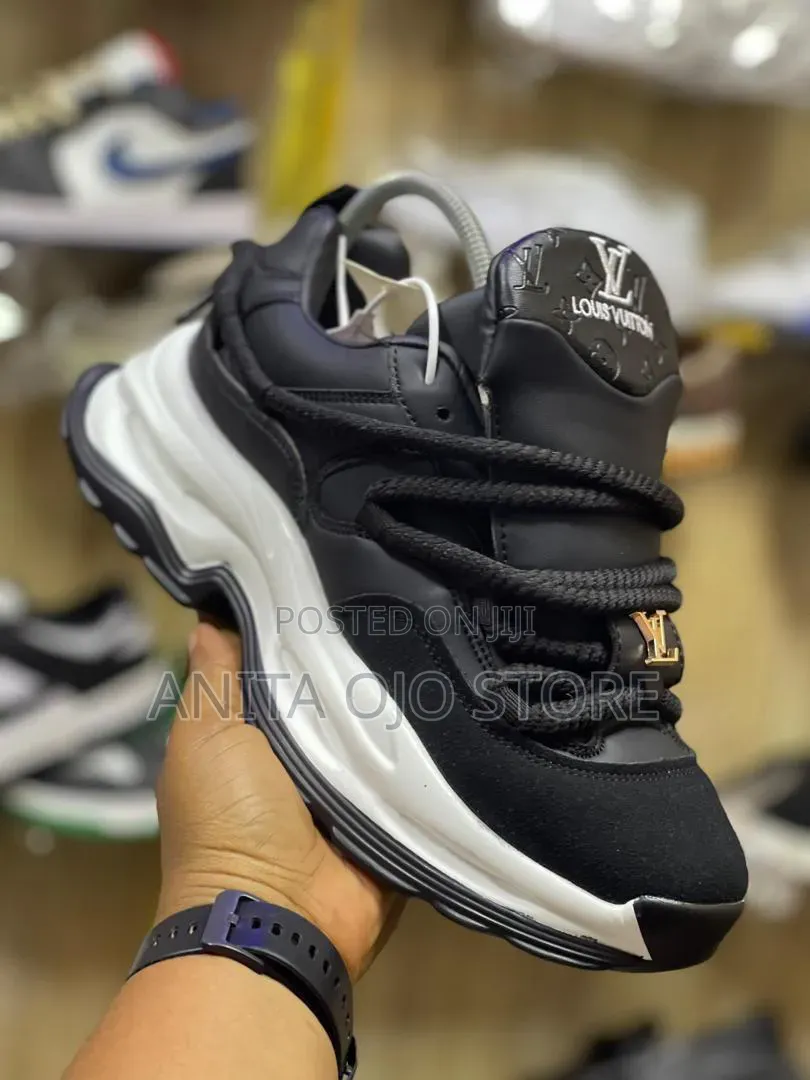 Unisex Sneakers