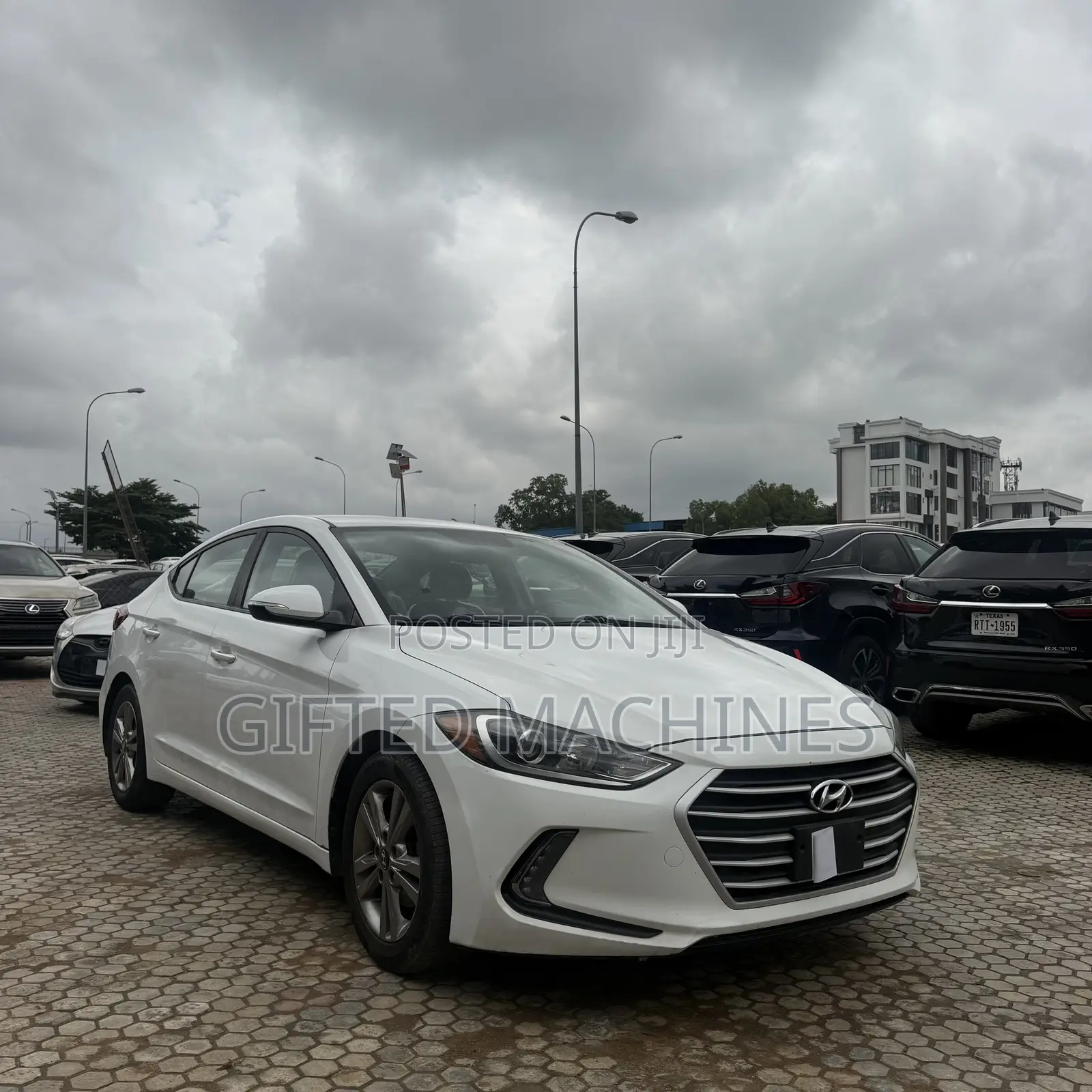 Hyundai Elantra 2019 White