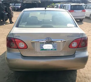 Toyota Corolla 2008 Gold