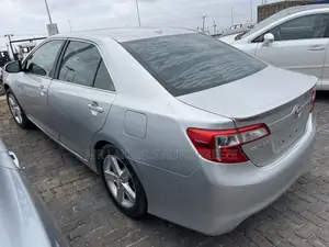 Toyota Camry 2014 Silver