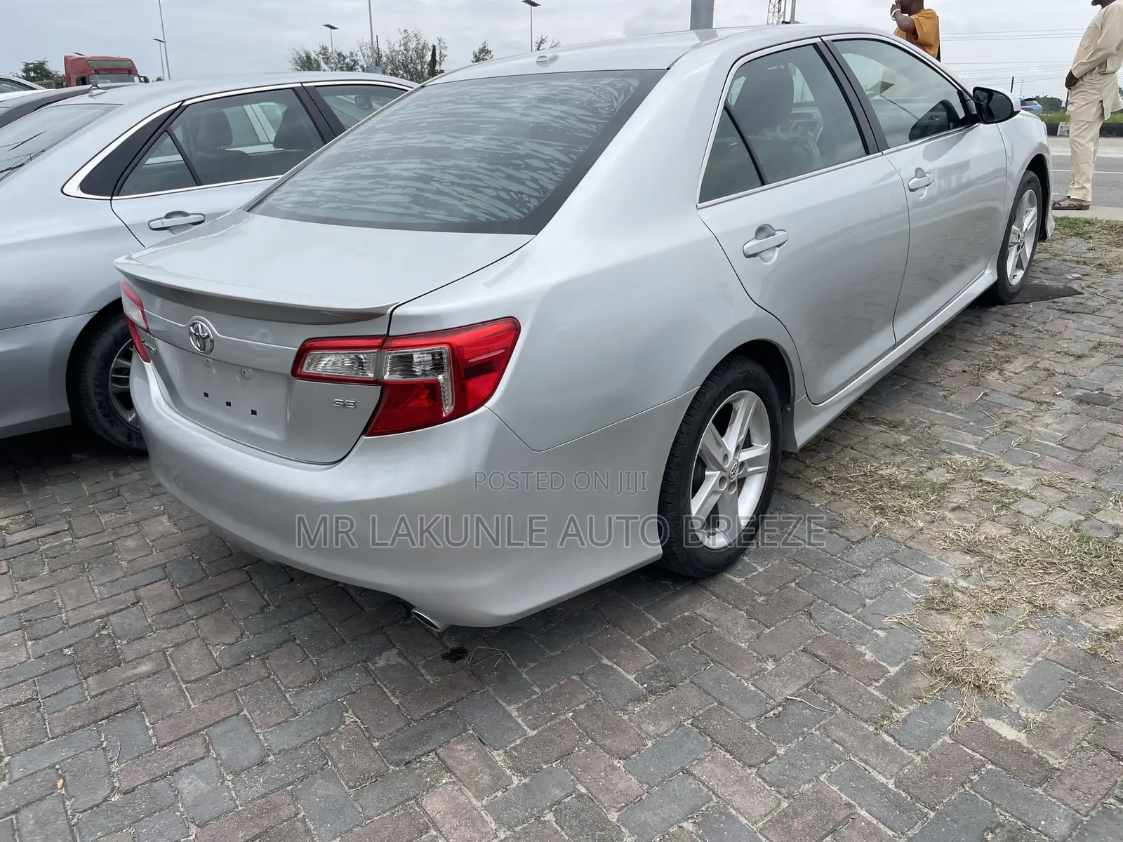 Toyota Camry 2014 Silver
