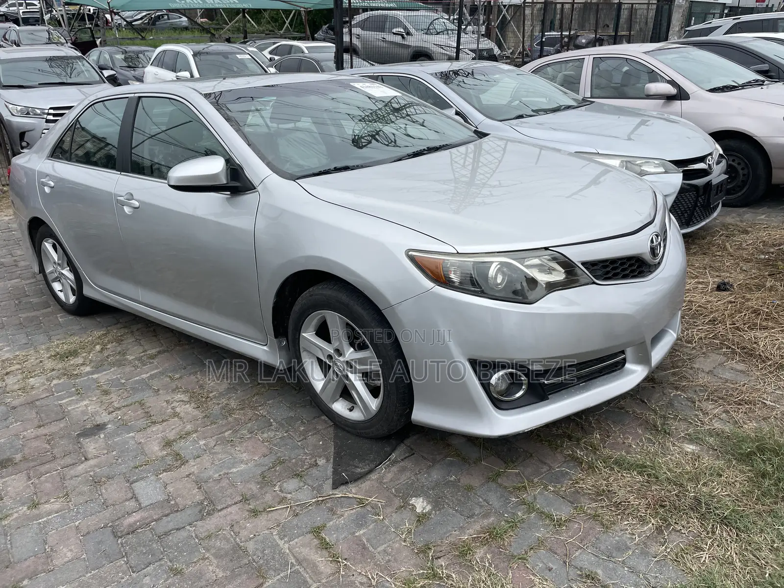 Toyota Camry 2014 Silver