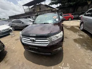 Toyota Highlander Limited 2012 Burgundy