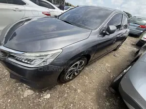 Honda Accord EX-L 4dr Sedan FWD (2.4L 4cyl 2A) 2017 Gray