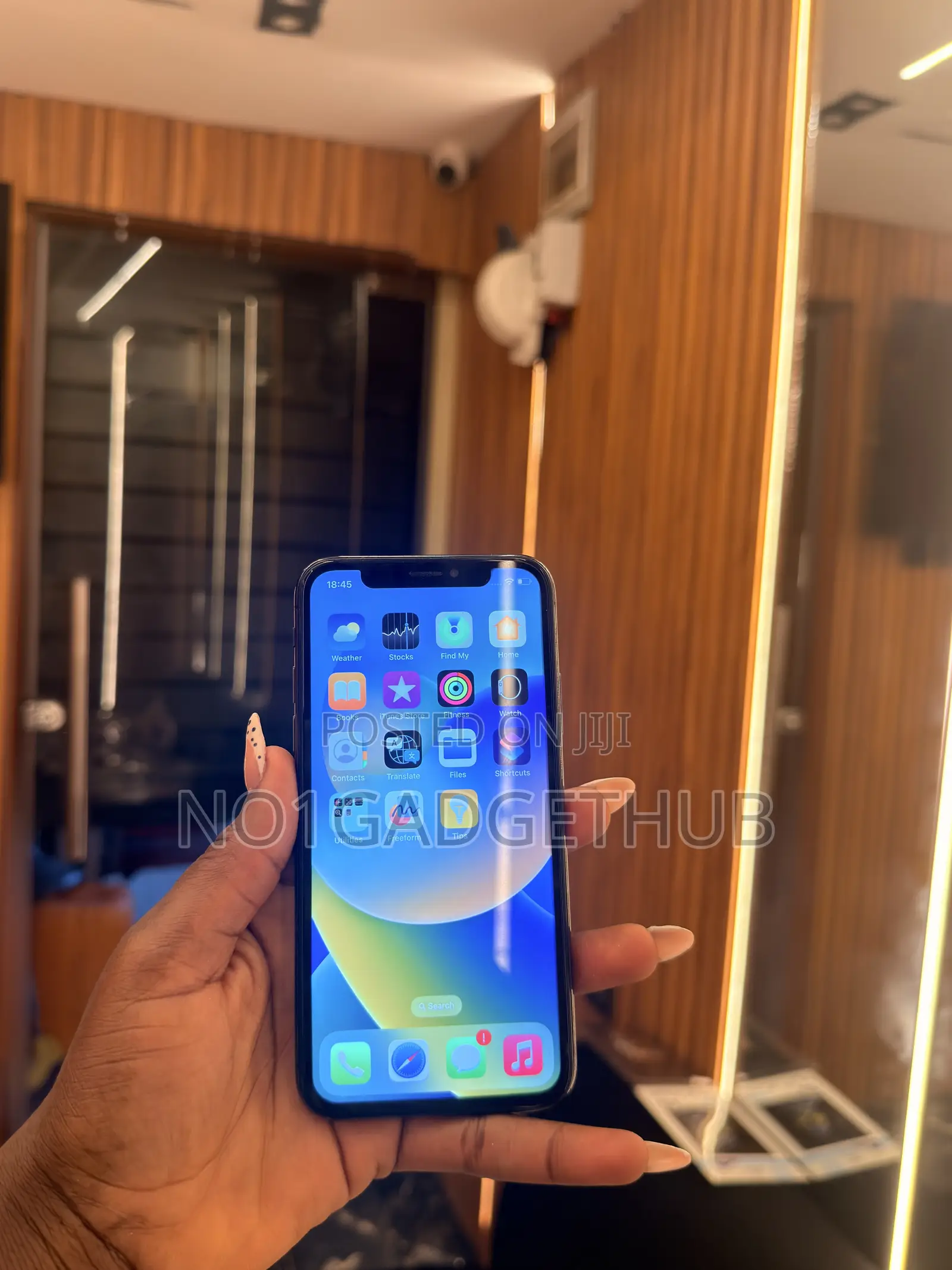 Apple iPhone X 64 GB Black