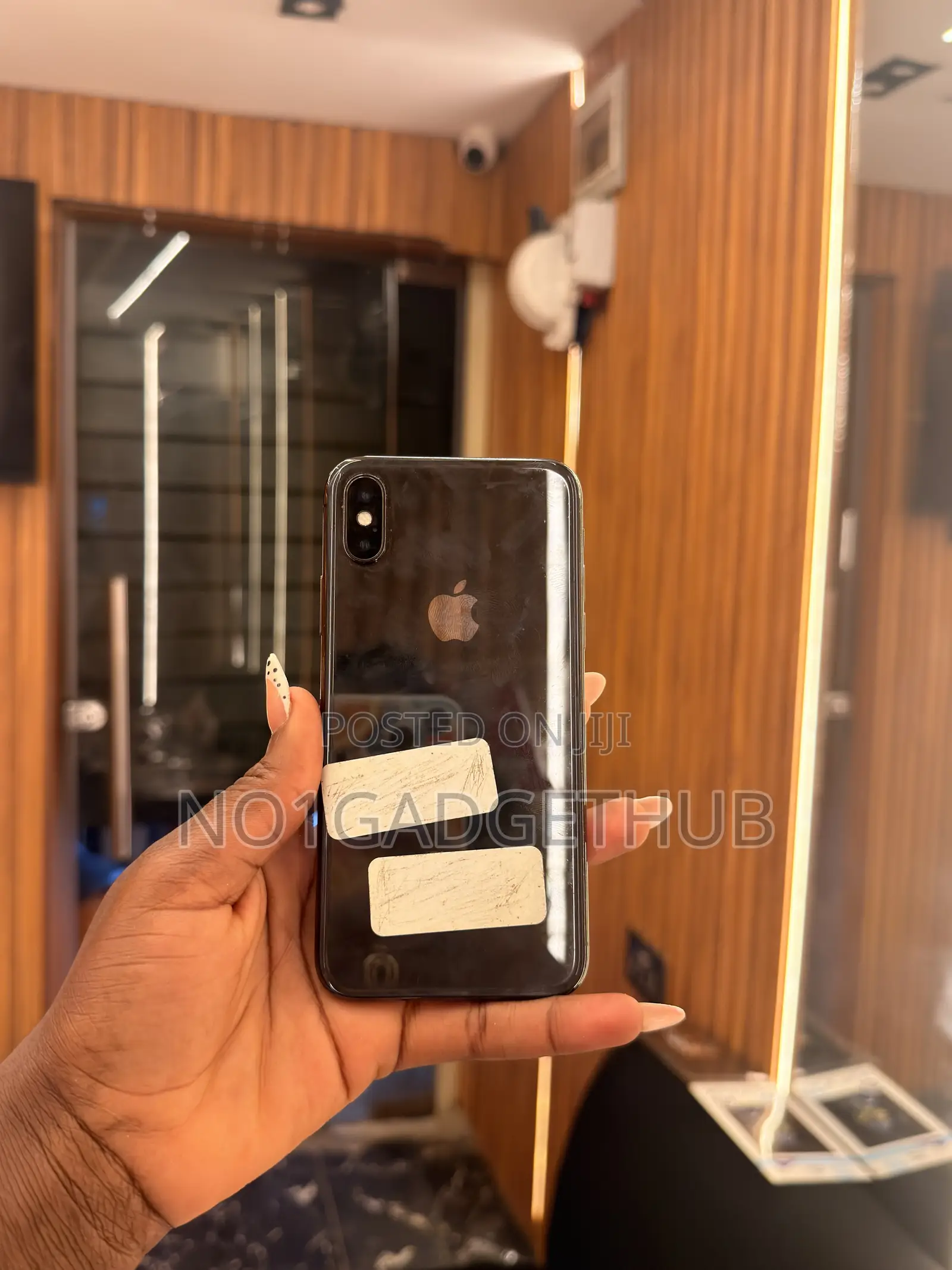Apple iPhone X 64 GB Black
