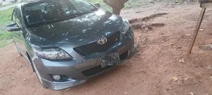 Toyota Corolla 2010 Gray