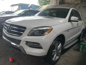 Mercedes-Benz M Class 2015 White