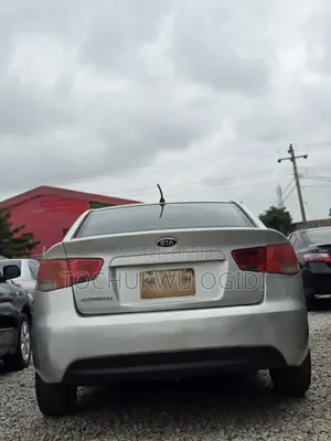 Kia Sorento 2011 Silver