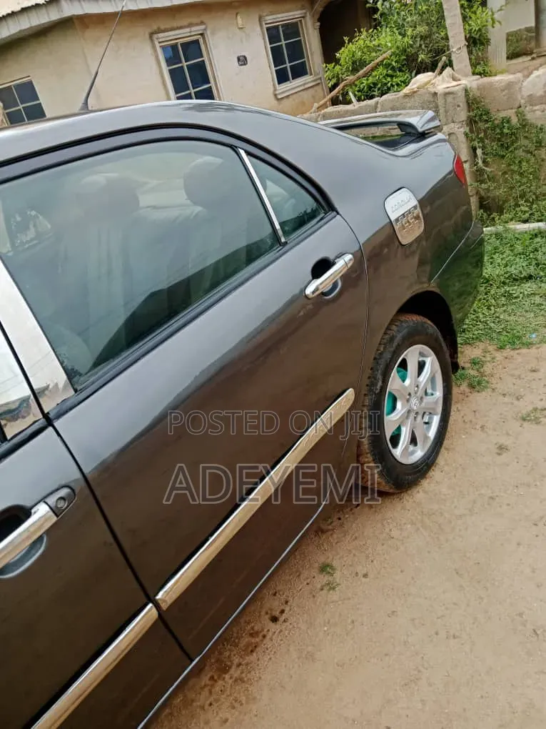 Toyota Corolla 2003