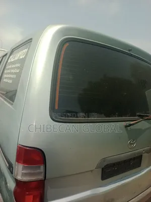 Toyota HiAce 2002 Green