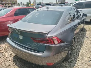 Lexus IS 2016 Gray