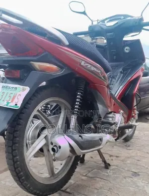 Kymstone Husky 2025 Red