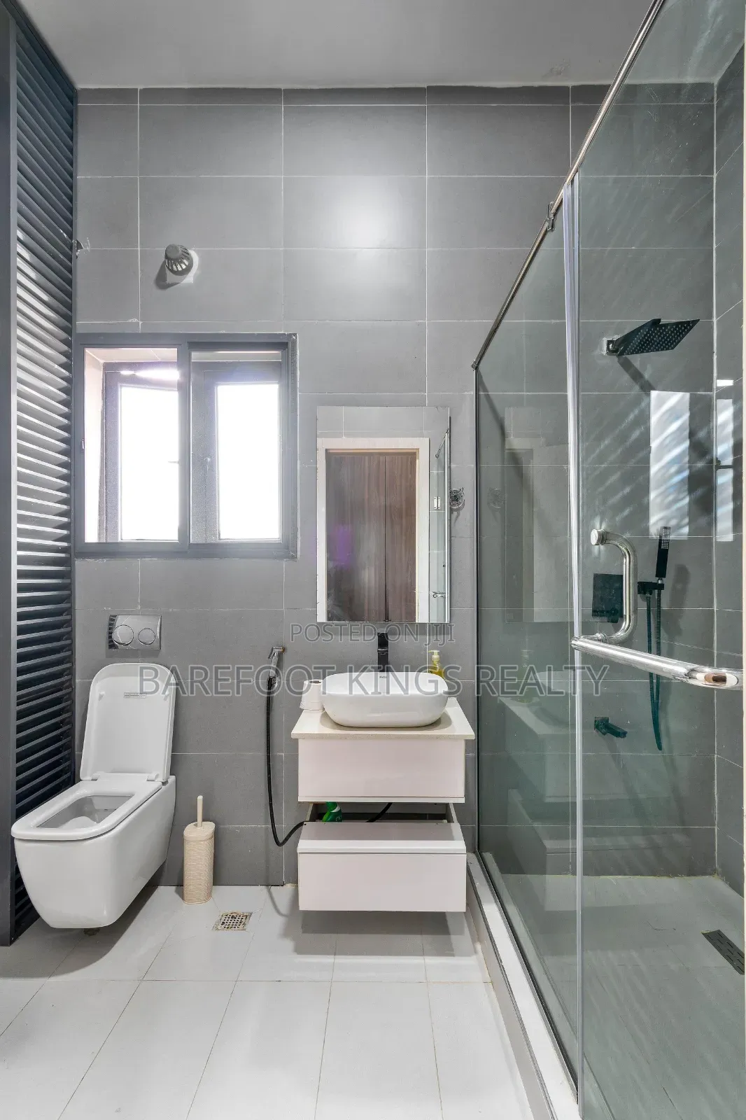 Luxury 5Bedroom Apartment