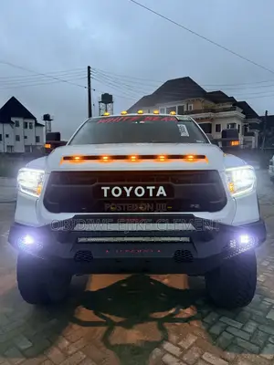 Toyota Tundra 2017 White