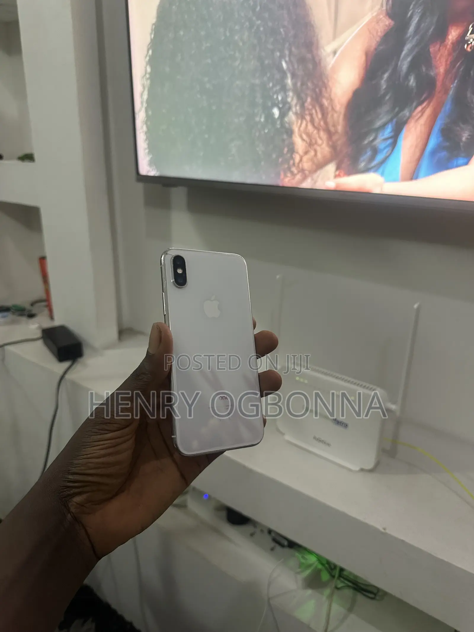Apple iPhone X 256 GB White