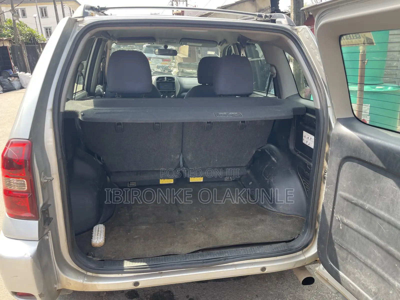 Toyota HiAce 2004 Silver