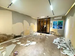 3bdrm Apartment in Banana Island for rent