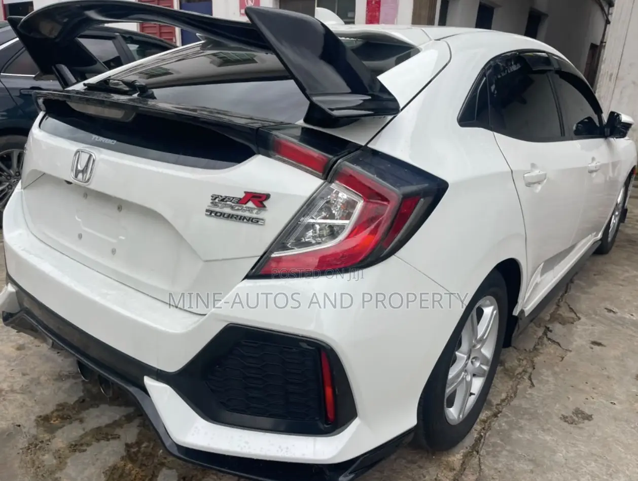 Honda Civic Sport Touring Hatchback 2018 White