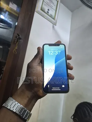 Apple iPhone XR 64 GB Silver