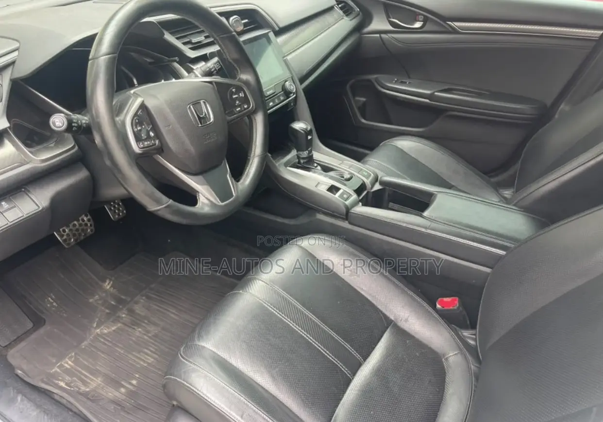 Honda Civic Sport Touring Hatchback 2018 White