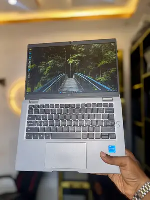 Laptop Dell Latitude 5320 16GB Intel Core i5 SSD 512GB