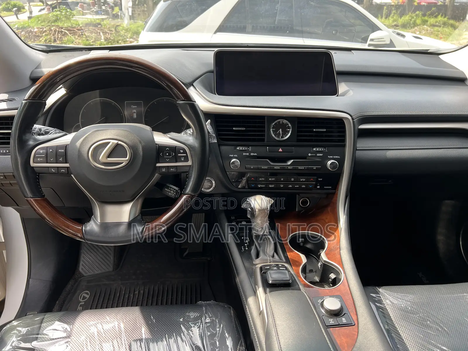 Lexus RX 350 AWD 2017 White